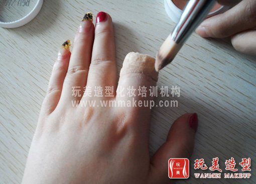 玩美造型特效化妆——断指的塑造