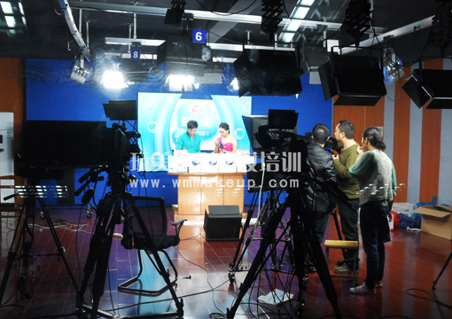 玩美造型为“好一生”电视栏目品推会提供化妆造型服务