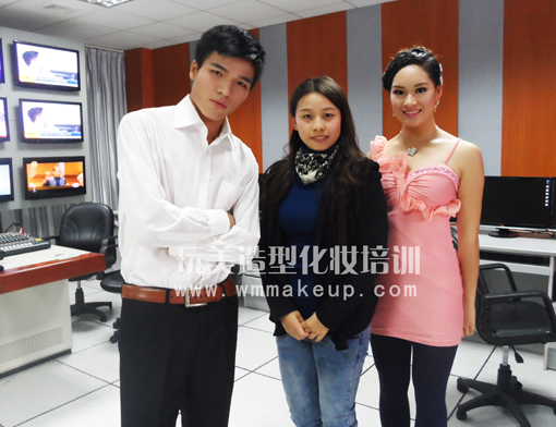 玩美造型为“好一生”电视栏目品推会提供化妆造型服务