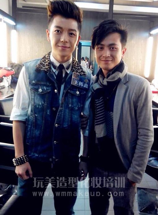 玩美造型化妆总监彭老师与快乐男声王栎鑫