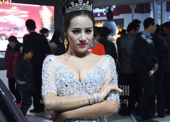 长沙玩美化妆培训学校强力助阵第九届国际汽车博览会