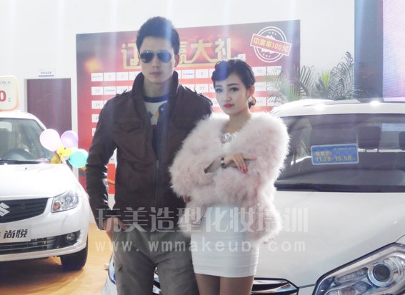 长沙玩美化妆培训学校强力助阵第九届国际汽车博览会