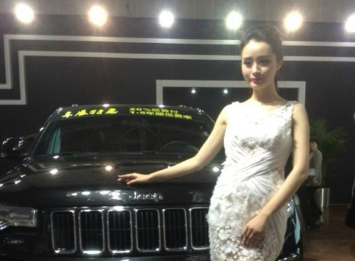 玩美化妆学校为2014长沙国际车展化妆造型