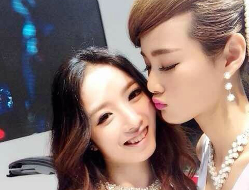 玩美化妆学校为2014长沙国际车展化妆造型