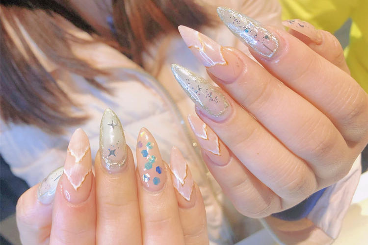 炫彩晕染美甲