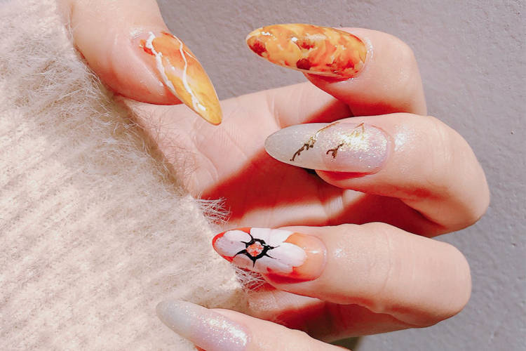 晕染彩绘美甲