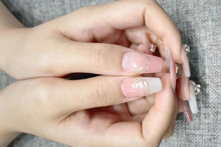 无痕渐变美甲